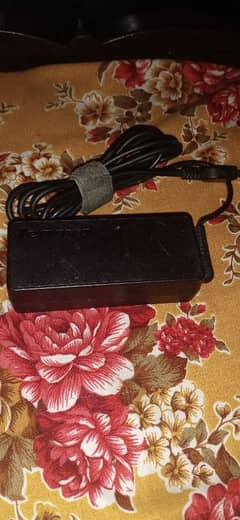 LENOVO LAPTOP FULL CHARGER  Used 15 days