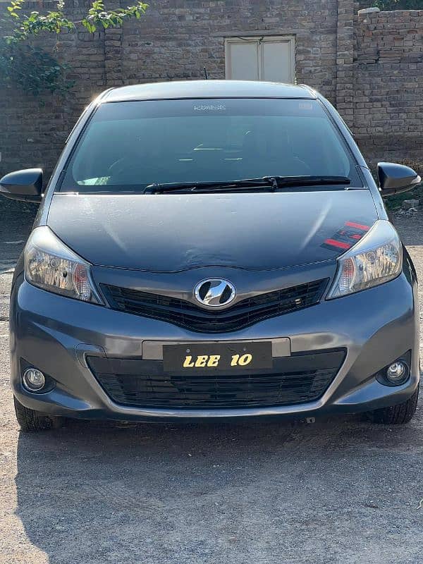 Toyota Vitz 2013 0