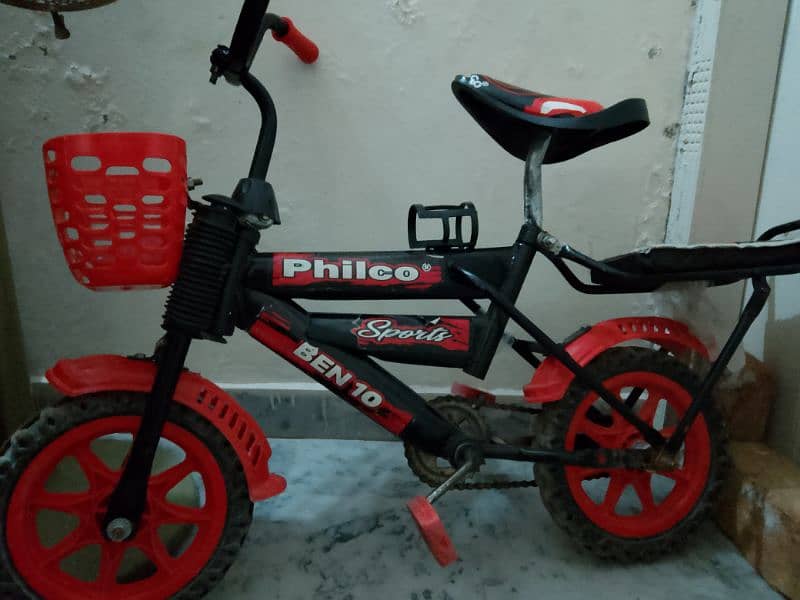 small bicycle for kids without side holding tyre 3