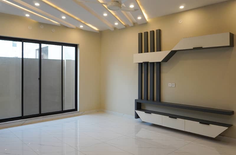 1 Kanal Brand New House For SALE In Valencia Town 18