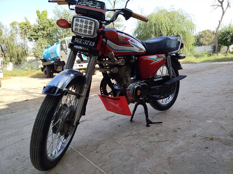 Honda CG125 Model. 2016 Urgent Sale Need Cash 9