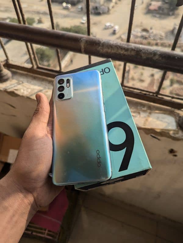 Oppo Reno 6 with box 2