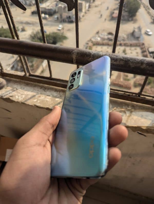 Oppo Reno 6 with box 3