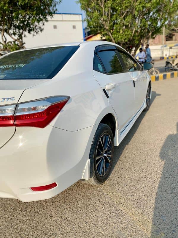 Toyota Corolla Altis 2018 8