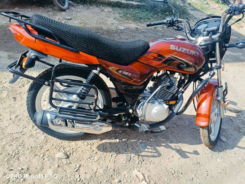 Suzuki GD 110 in 10/10 condition 3200 km driven 3