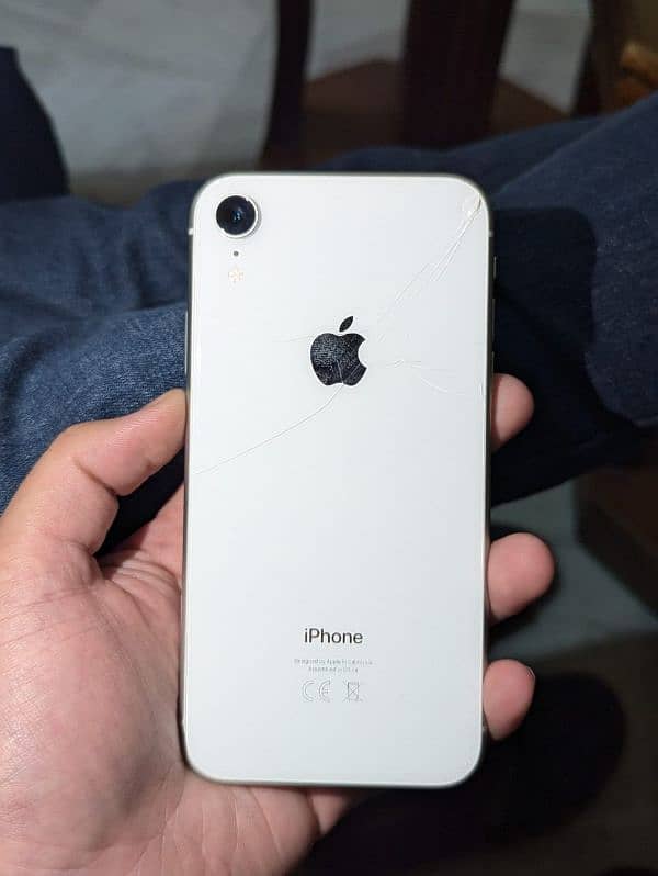 i phone XR factory (64GB) 2