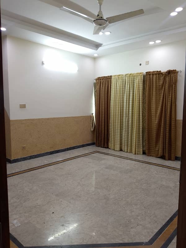 Ranvated Ful house for rent 4bedroom with attached bathroom 3