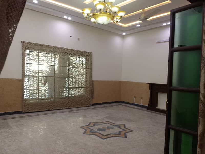 Ranvated Ful house for rent 4bedroom with attached bathroom 12