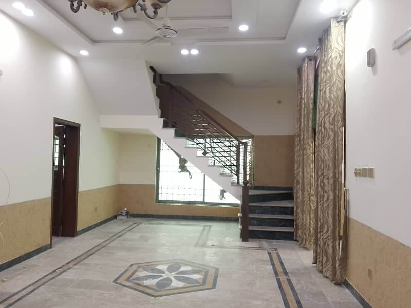 Ranvated Ful house for rent 4bedroom with attached bathroom 13