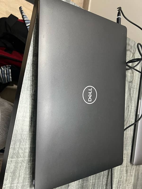 Dell latitude 5500 32 gb ram Core i5 1