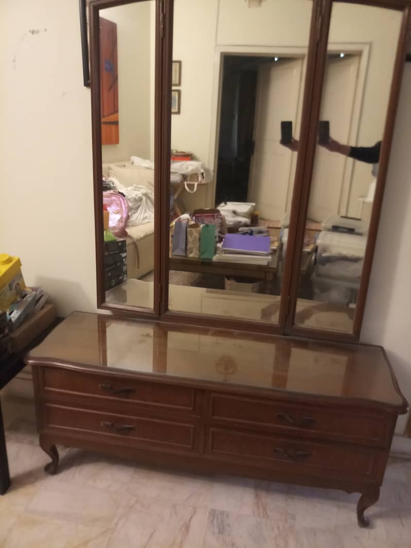 Dressing table and stool for sale 0