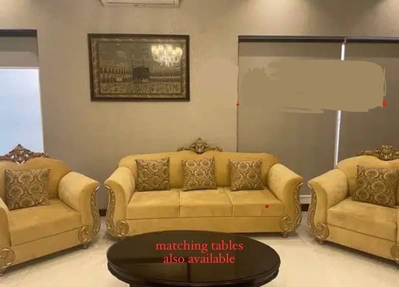 BEAUTIFUL SOFA SET 0