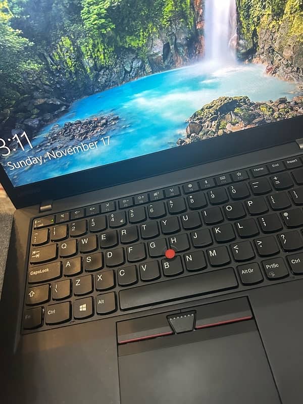 lenovo T470s 8/256ssd 2