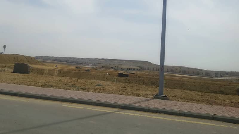 125sq yd Plots at Precicnt-27 Close to Jinnah Avenue, London Bridge and all Amenities FOR SALE at LOW RATES 5