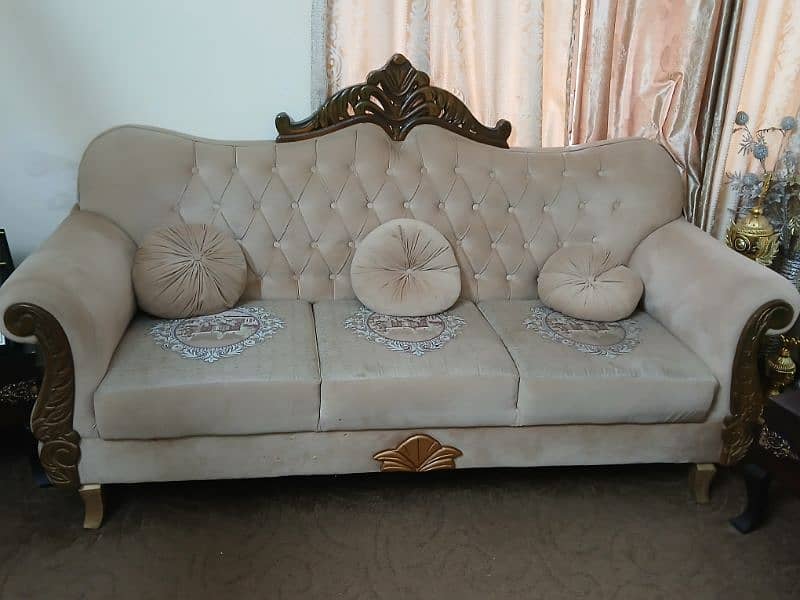 7 seater sofa 0