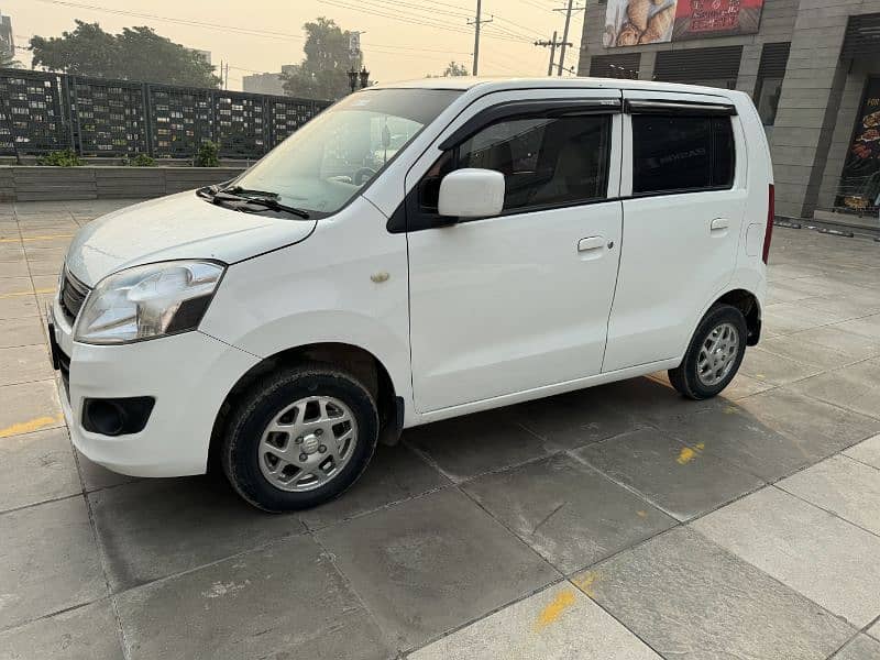 Suzuki Wagon R 2019 1