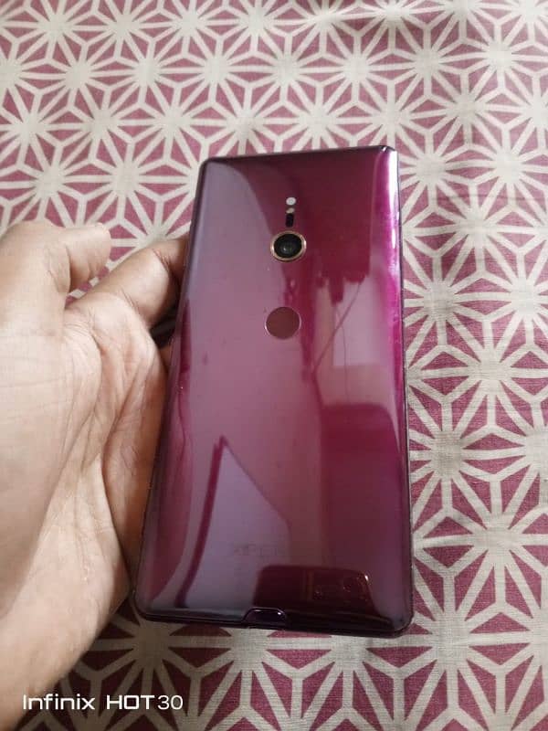 SONY XPERIA XZ3 PTA APPROVED Urgent Selling ( OFFICIALLY ) 4/64 1