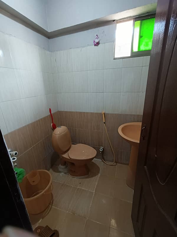 2 Bed DD flat for SALE in North Nazimabad 14