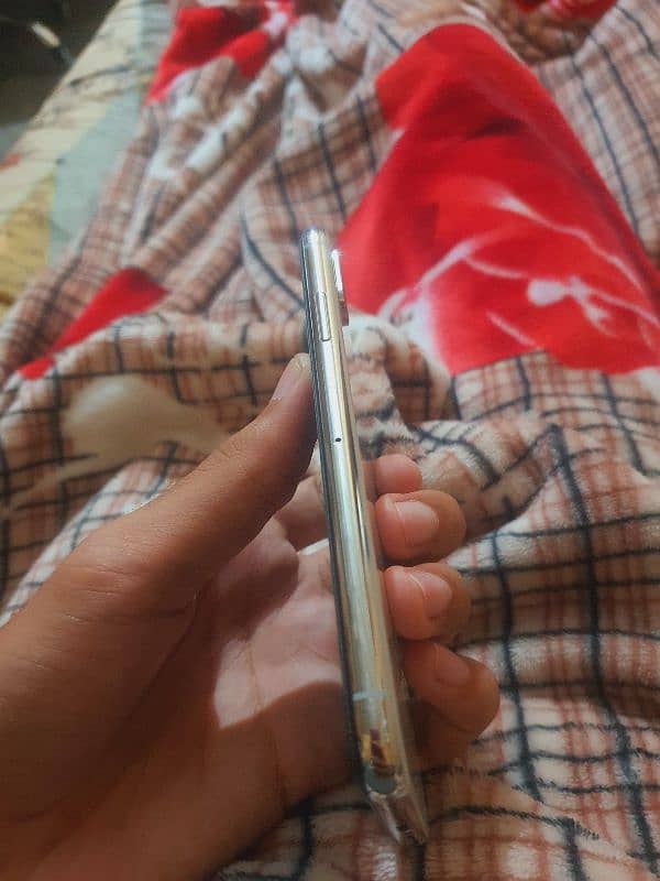 iphone xs non pta for sale urgent. . . 3