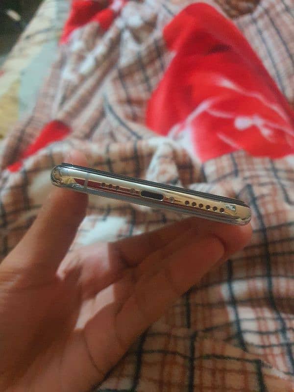 iphone xs non pta for sale urgent. . . 5