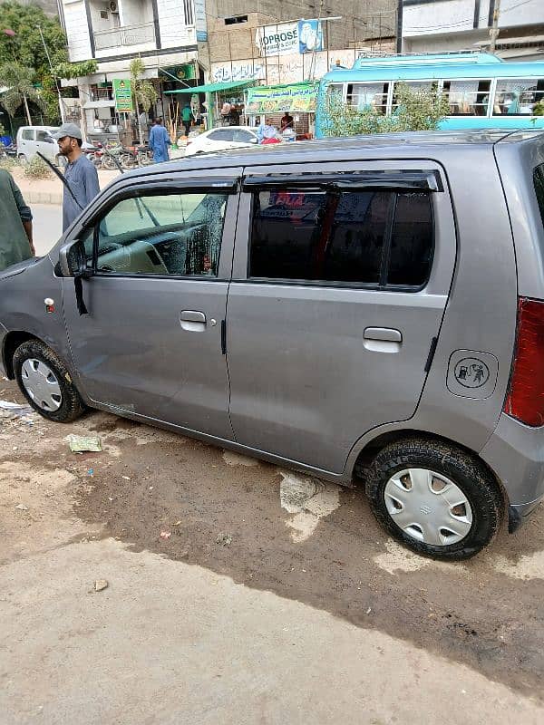 Suzuki Wagon R 2015 1