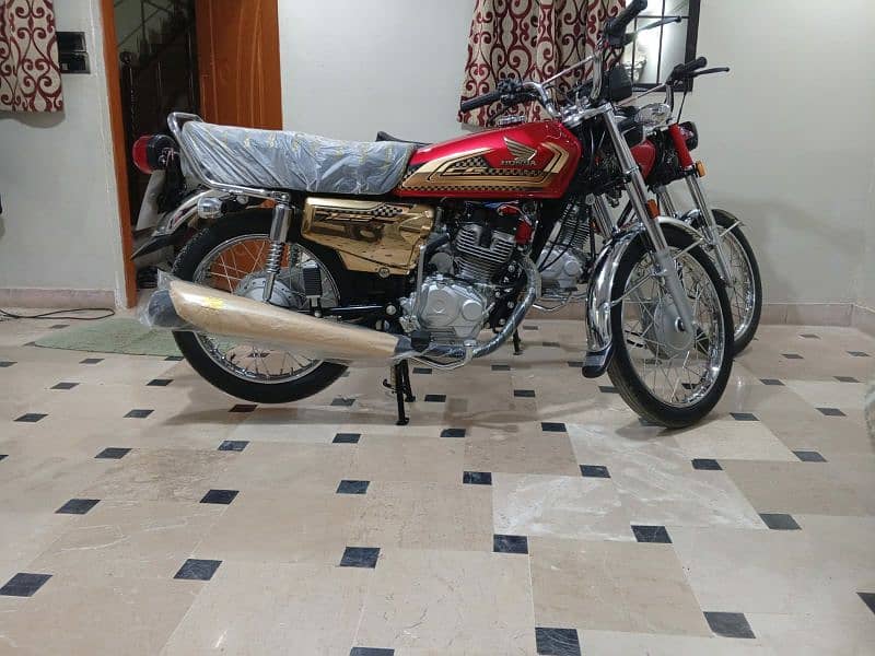 CG125 special edition gold 0