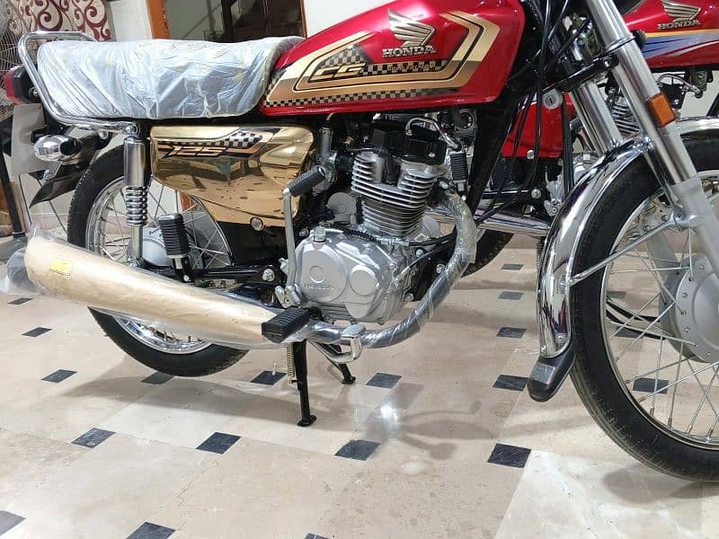 CG125 special edition gold 8