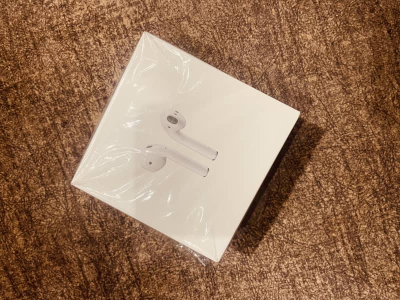 Apple Original Air Pods 2 with wireless charging case 4