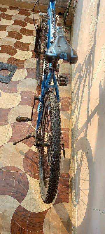 Excellent Condition Super Bros Malaysian Cycle for Sale – Great Deal! 3