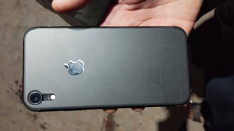 IPHONE XR 64GB 96 Health 6