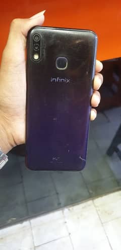 Infinix Hot 8