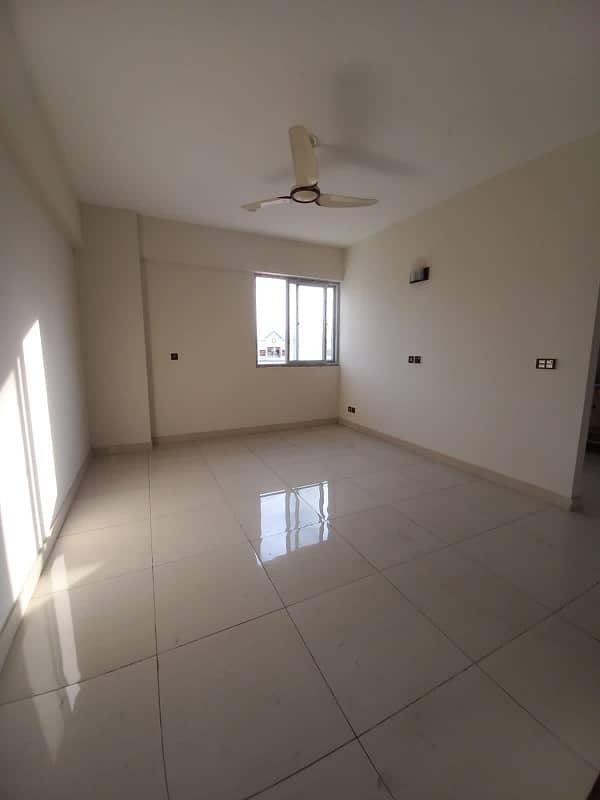 Block 14 / Elcielo A & B 2 Bed Al Gurair giga Downtown Defence Residency Dha 2 Islamabad 6