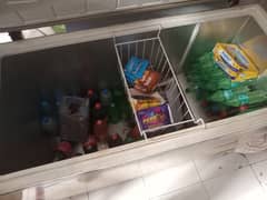 Refrigerator freezer