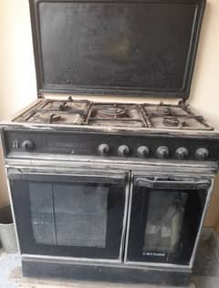 cooking range in good condition