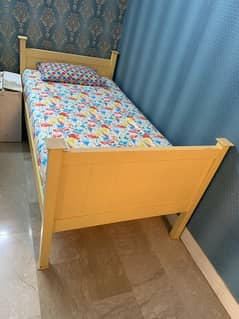 2 SINGLE BEDS FOR SALE