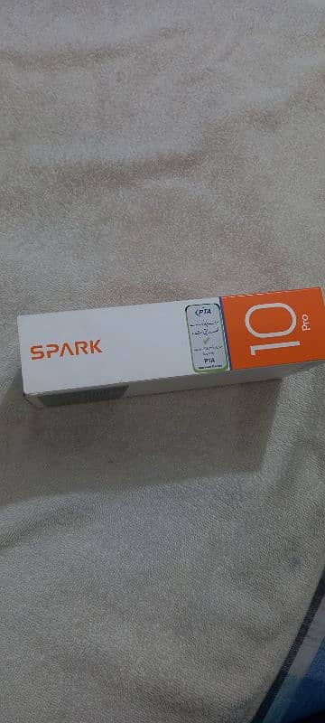 Tecno Spark 10 Pro 16GB  256 GB 4