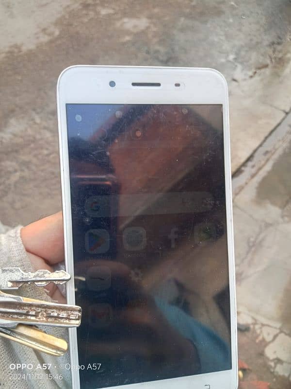 vivo y66 10/10 condition 4/64ram lush condition urgent sale 4