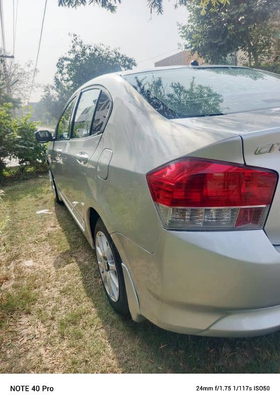 Honda City IVTEC 2011 very reasonable price 19