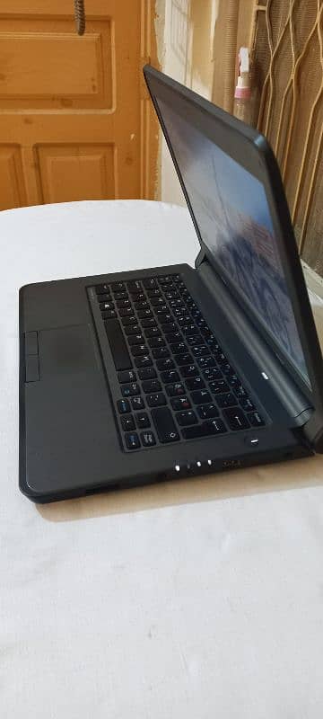 Dell latitude 3350 5th gen 2