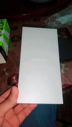 Infinix hot 40