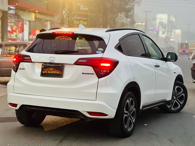 Honda Vezel 2015 7