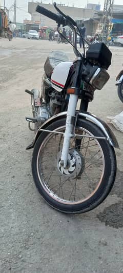 I want to Sale Honda CG125.2012 model 2013 Registered.