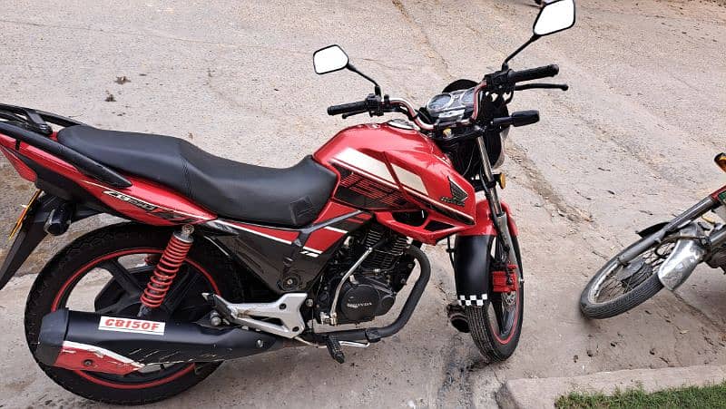 Well-Maintained Honda CB 150F for Sale – Excellent Condition! 0