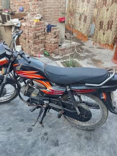 Honda priced 100Cc 2018 all OK butt sidebtappa