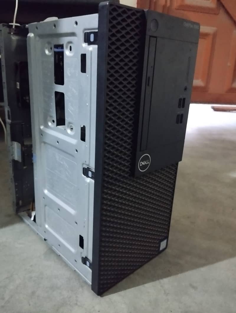 Dell Optiplex 3060 tower 2