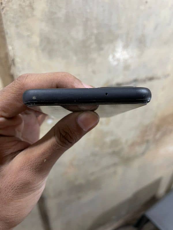 Google pixel 4 box ka sath 3