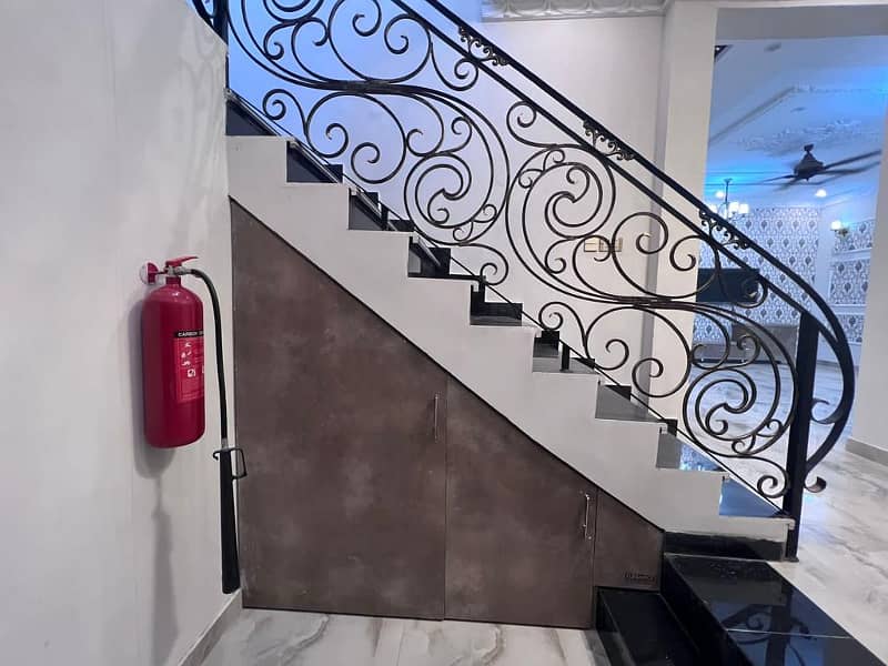 10 Marla Modern House For Rent In B Block Citi Housing Sialkot 5