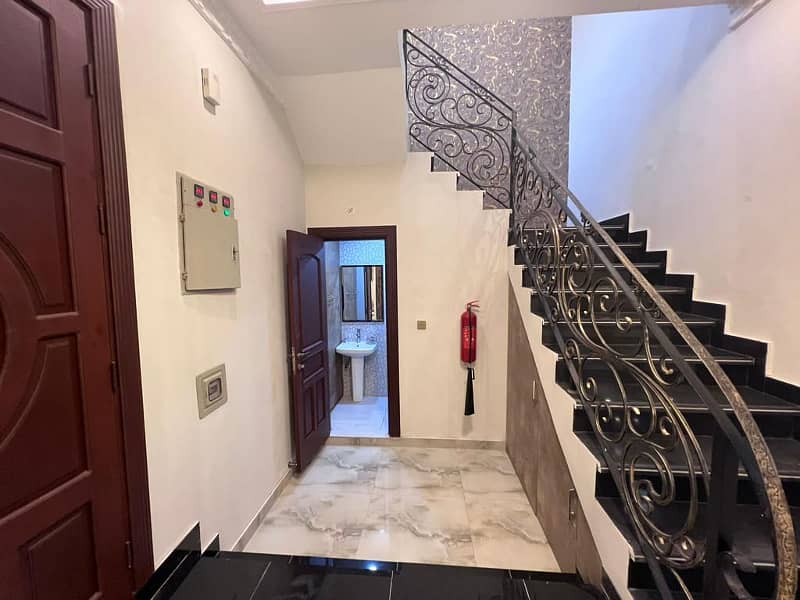 10 Marla Modern House For Rent In B Block Citi Housing Sialkot 7