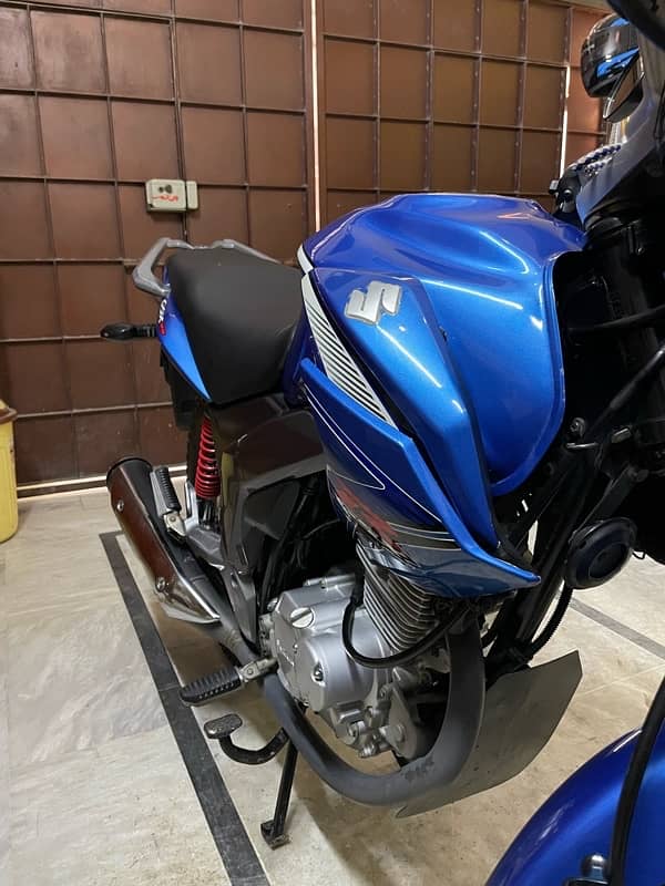 Suzuki GSX 125 5