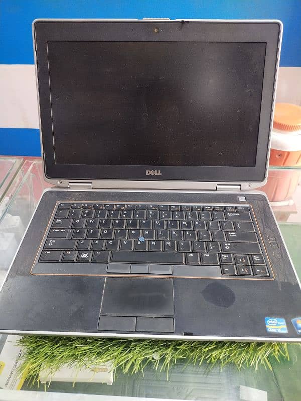 Dell Latitude 1